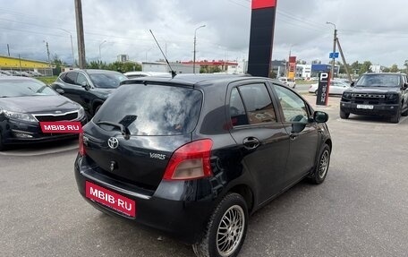 Toyota Yaris III рестайлинг, 2006 год, 398 000 рублей, 6 фотография