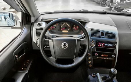 SsangYong Kyron I, 2011 год, 925 000 рублей, 11 фотография