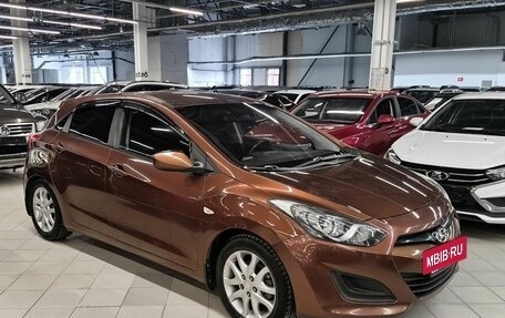 Hyundai i30 II рестайлинг, 2012 год, 885 000 рублей, 2 фотография