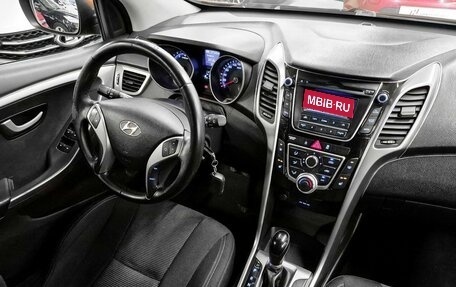 Hyundai i30 II рестайлинг, 2012 год, 885 000 рублей, 9 фотография