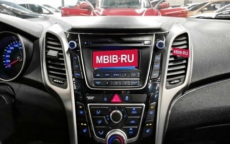 Hyundai i30 II рестайлинг, 2012 год, 885 000 рублей, 14 фотография