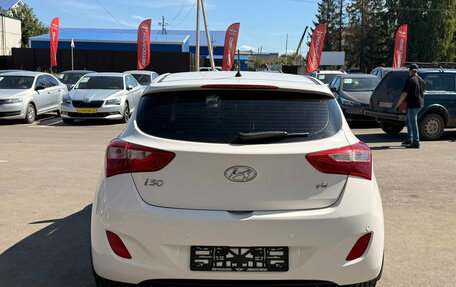 Hyundai i30 II рестайлинг, 2014 год, 1 000 000 рублей, 6 фотография
