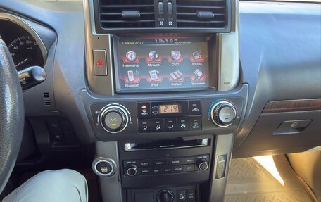 Toyota Land Cruiser Prado 150 рестайлинг 2, 2011 год, 2 700 000 рублей, 4 фотография