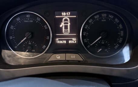 Skoda Rapid I, 2015 год, 850 000 рублей, 13 фотография