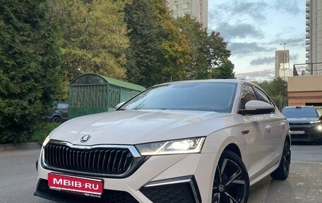 Skoda Octavia IV, 2021 год, 2 300 000 рублей, 1 фотография