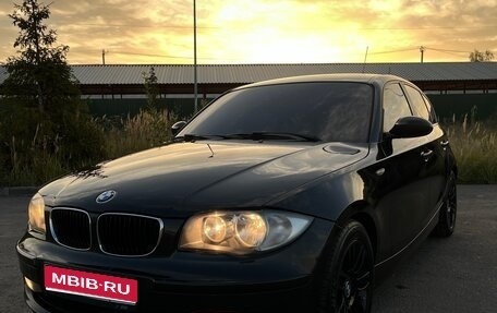 BMW 1 серия, 2007 год, 715 000 рублей, 1 фотография