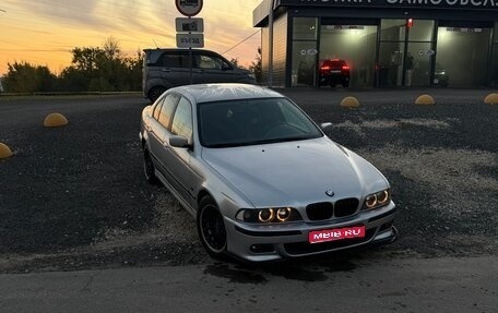 BMW 5 серия, 1999 год, 550 000 рублей, 1 фотография