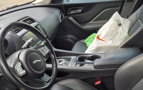 Jaguar F-Pace, 2016 год, 1 850 000 рублей, 7 фотография