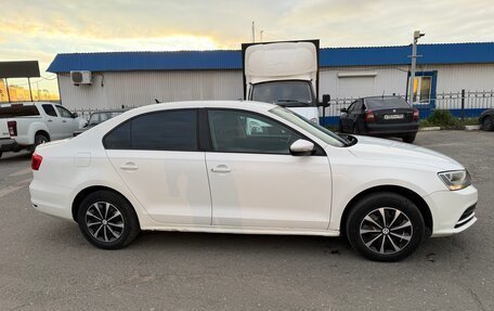 Volkswagen Jetta VI, 2015 год, 850 000 рублей, 12 фотография