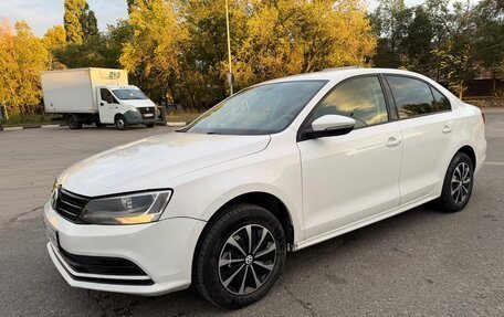 Volkswagen Jetta VI, 2015 год, 850 000 рублей, 16 фотография