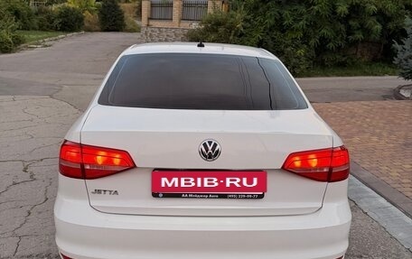 Volkswagen Jetta VI, 2015 год, 850 000 рублей, 6 фотография
