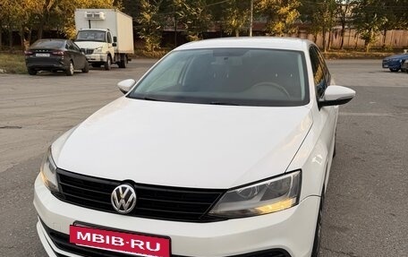 Volkswagen Jetta VI, 2015 год, 850 000 рублей, 15 фотография