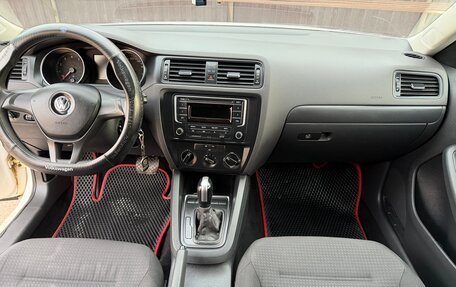 Volkswagen Jetta VI, 2015 год, 850 000 рублей, 20 фотография