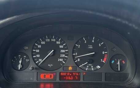 BMW 5 серия, 1999 год, 550 000 рублей, 7 фотография