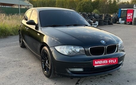 BMW 1 серия, 2007 год, 715 000 рублей, 3 фотография
