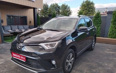 Toyota RAV4, 2016 год, 2 599 000 рублей, 1 фотография