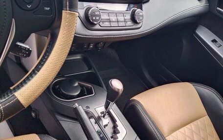 Toyota RAV4, 2016 год, 2 599 000 рублей, 13 фотография