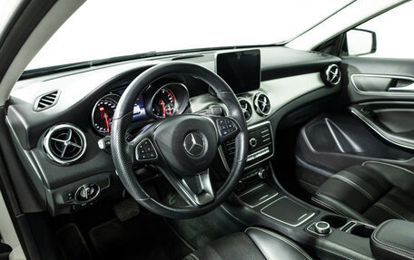 Mercedes-Benz GLA, 2019 год, 2 499 700 рублей, 11 фотография