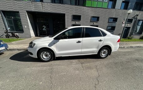 Volkswagen Polo VI (EU Market), 2011 год, 420 000 рублей, 2 фотография