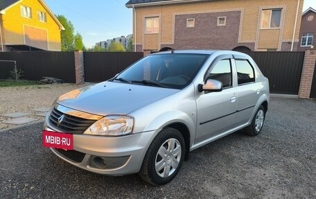 Renault Logan I, 2014 год, 575 000 рублей, 3 фотография