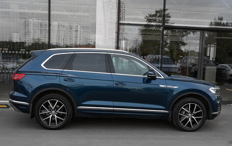 Volkswagen Touareg III, 2018 год, 4 749 000 рублей, 4 фотография