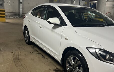 Hyundai Elantra VI рестайлинг, 2017 год, 1 500 000 рублей, 4 фотография
