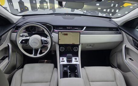 Jaguar F-Pace, 2022 год, 4 398 000 рублей, 17 фотография