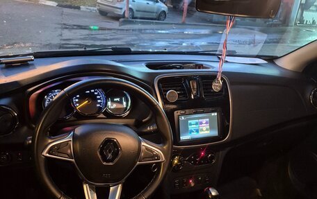 Renault Logan II, 2020 год, 1 000 000 рублей, 14 фотография