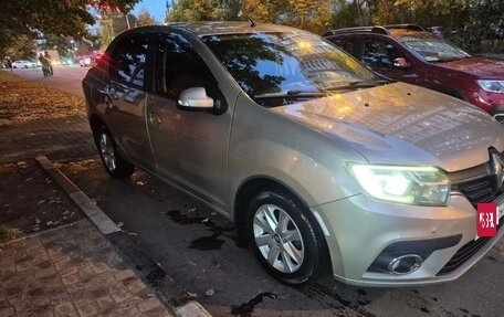 Renault Logan II, 2020 год, 1 000 000 рублей, 24 фотография