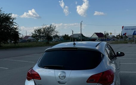 Opel Astra J, 2010 год, 600 000 рублей, 7 фотография