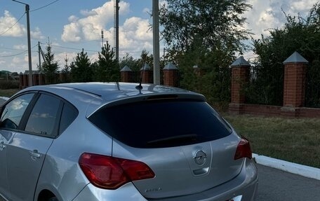 Opel Astra J, 2010 год, 600 000 рублей, 8 фотография