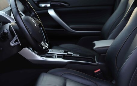 Mitsubishi Eclipse Cross, 2018 год, 1 820 000 рублей, 12 фотография