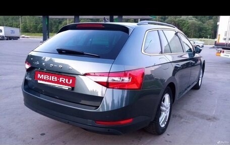 Skoda Superb III рестайлинг, 2020 год, 2 650 000 рублей, 19 фотография