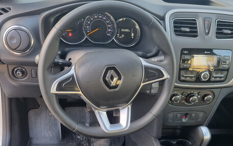 Renault Logan II, 2022 год, 1 399 000 рублей, 10 фотография
