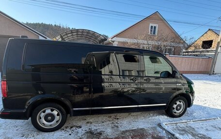 Volkswagen Caravelle T6 рестайлинг, 2018 год, 3 950 000 рублей, 3 фотография
