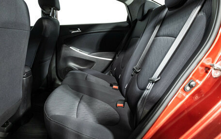 Hyundai Solaris II рестайлинг, 2011 год, 700 000 рублей, 10 фотография