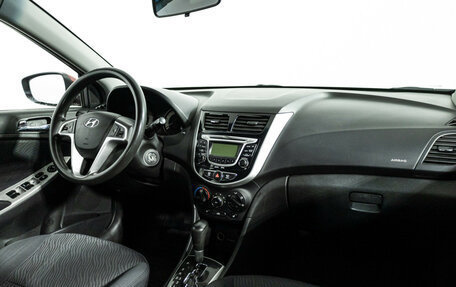 Hyundai Solaris II рестайлинг, 2011 год, 700 000 рублей, 9 фотография