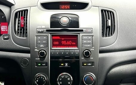 KIA Cerato III, 2010 год, 900 000 рублей, 15 фотография