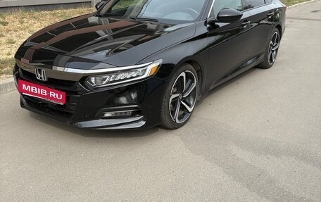 Honda Accord IX рестайлинг, 2018 год, 1 850 000 рублей, 3 фотография