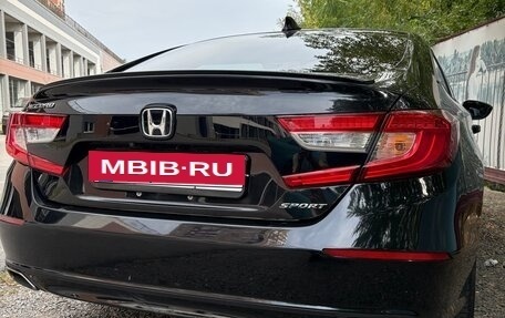 Honda Accord IX рестайлинг, 2018 год, 1 850 000 рублей, 6 фотография