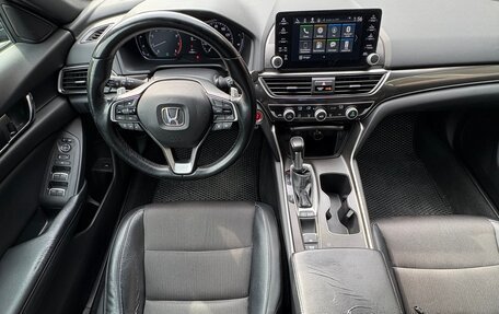 Honda Accord IX рестайлинг, 2018 год, 1 850 000 рублей, 10 фотография