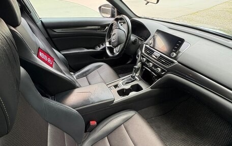 Honda Accord IX рестайлинг, 2018 год, 1 850 000 рублей, 15 фотография