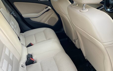 Mercedes-Benz GLA, 2016 год, 2 490 000 рублей, 14 фотография