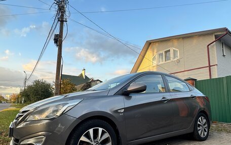 Hyundai Solaris II рестайлинг, 2015 год, 1 050 000 рублей, 9 фотография