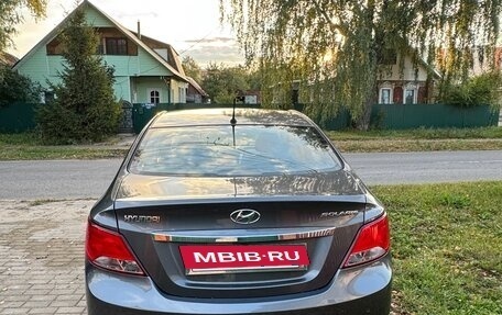 Hyundai Solaris II рестайлинг, 2015 год, 1 050 000 рублей, 4 фотография
