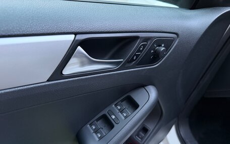 Volkswagen Jetta VI, 2012 год, 1 050 000 рублей, 20 фотография