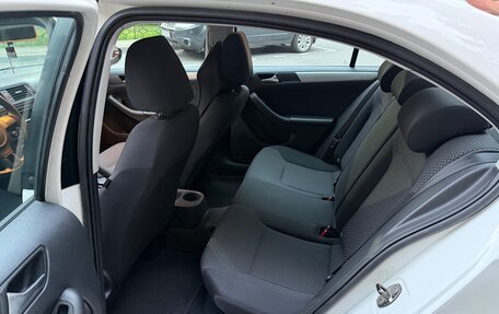 Volkswagen Jetta VI, 2012 год, 1 050 000 рублей, 19 фотография