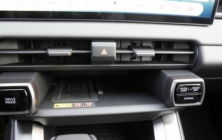 Toyota RAV4, 2026 год, 4 299 000 рублей, 18 фотография