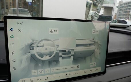 Toyota RAV4, 2026 год, 4 299 000 рублей, 23 фотография
