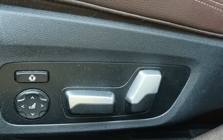 BMW 3 серия, 2019 год, 3 350 000 рублей, 11 фотография